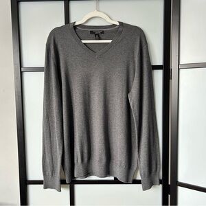 [L] Banana Republic Men’s Silk Cotton Blend Grey Knit Long Sleeve V-Neck Sweater